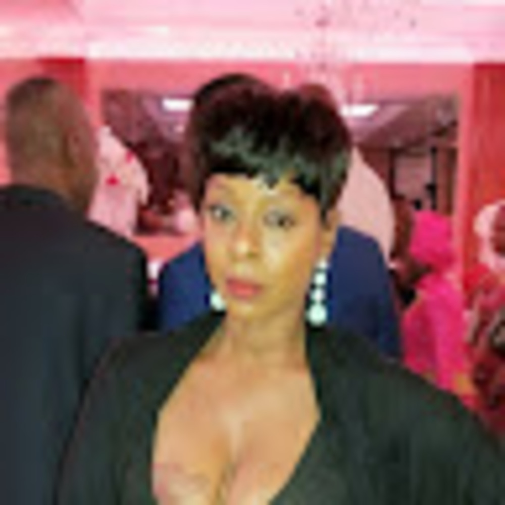 Meet your Posher, Flavia